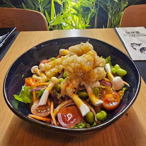 ENSALADA DE MANGO Y CALAMAR